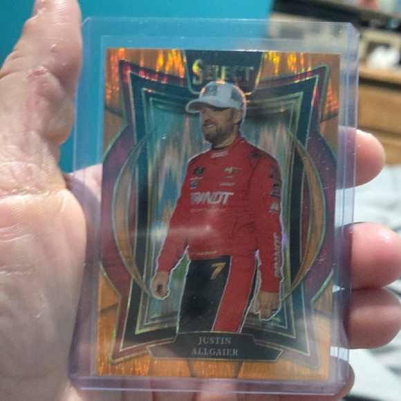 Select Racing Card with Red Suit - Picture 1 of 3